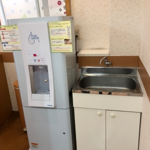 流しと給水機