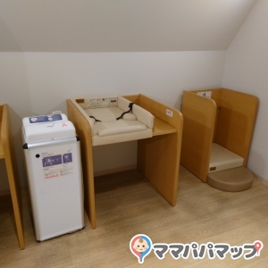 エトモ池上(5F)の授乳室・おむつ替え台の写真(4枚目)