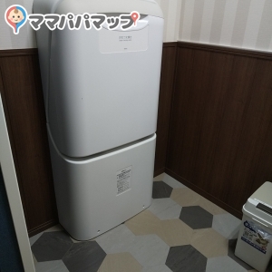 個室 おむつ交換台