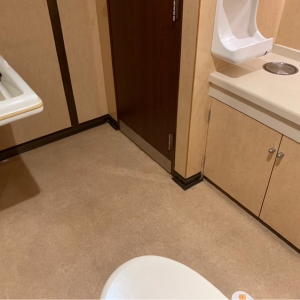 ドトールコーヒーショップ ＥｎｅＪｅｔ曲金店(1F)のオムツ替え台情報 画像1