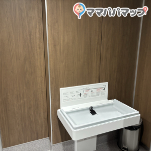 スーパービバホーム茨木目垣店の授乳室・オムツ替え台情報 画像2