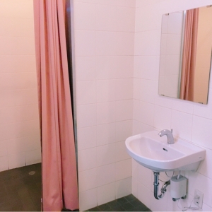カインズホームりんかんモール店(1F)の授乳室・おむつ替え台の写真(2枚目)