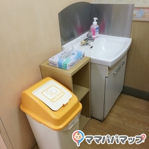 トイザらス  野田店(2F)の授乳室・おむつ替え台の写真(4枚目)