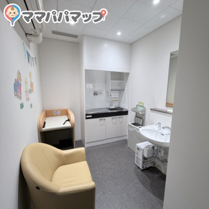 鍵付きの完全個室です。