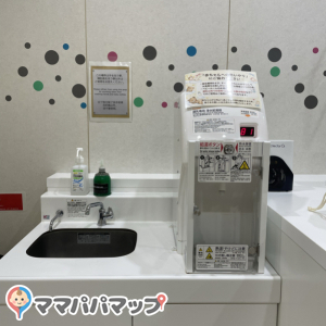 近鉄百貨店奈良店(6階)の授乳室・おむつ替え台の写真(2枚目)