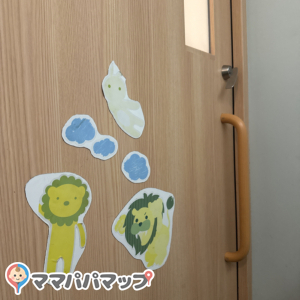 鍵付き