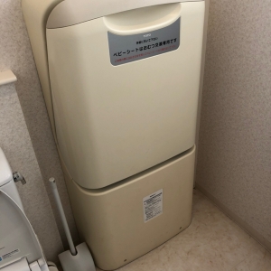 かの耳鼻咽喉科クリニックのオムツ替え台情報 画像1