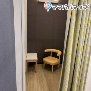 グランベリーパーク　(1F)の授乳室・オムツ替え台情報 画像2