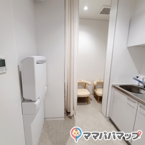 香取市立佐原中央図書館(2F)の授乳室・オムツ替え台情報 画像1