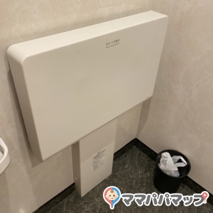 オムツ入れみたいなのはありました。