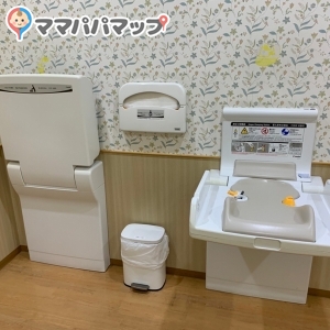 島忠 ホームズ 草加舎人店(2F)の授乳室・オムツ替え台情報 画像4