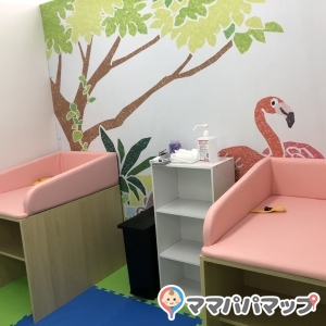 キッズランドUS 東京大森店(3F)の授乳室・オムツ替え台情報 画像1