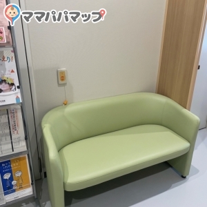 筑紫野市役所(1F)の授乳室・おむつ替え台の写真(1枚目)