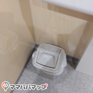 スシロー栄店(1F)の授乳室・おむつ替え台の写真(2枚目)