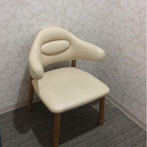 椅子が一脚だけです