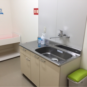 西松屋 福知山店(1F)の授乳室・オムツ替え台情報 画像2