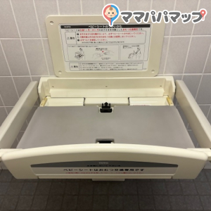 各階多目的トイレ