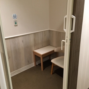 イオンモール幕張新都心(1F)の授乳室・オムツ替え台情報 画像4