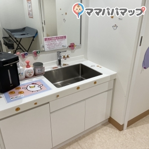 イーグレキッズ屋内遊技場(1F)の授乳室・オムツ替え台情報 画像2