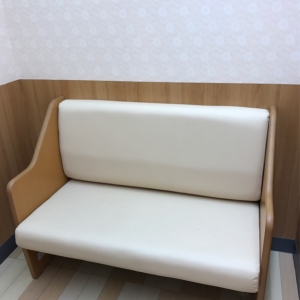 授乳室のベンチです