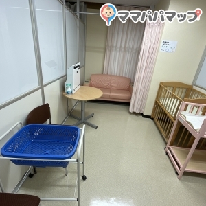 赤羽会館(2F)の授乳室・おむつ替え台の写真(3枚目)