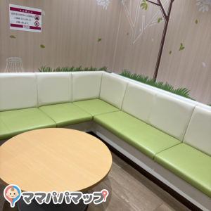 KOGUMAカフェ(3F)のオムツ替え台情報 画像2