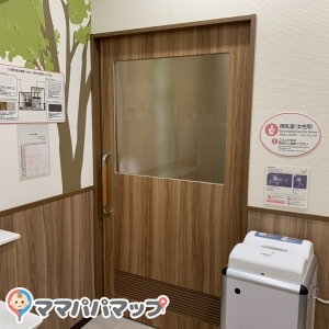 レイクタウンアウトレット South St. 1階(1F)の授乳室・オムツ替え台情報 画像4