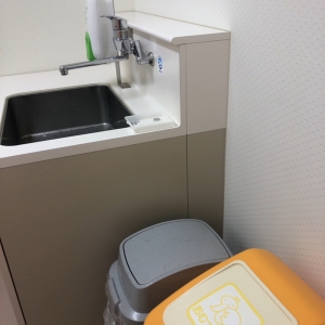 九州大学病院(4F)の授乳室・オムツ替え台情報 画像2