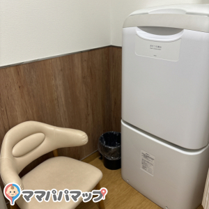 カインズ富士店(1F)の授乳室・おむつ替え台の写真(1枚目)