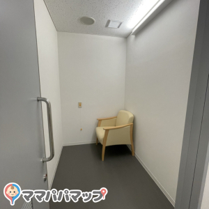 川口市役所第二庁舎1F(1F)の授乳室・オムツ替え台情報 画像6
