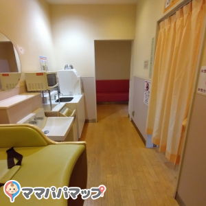 EXPASA足柄 上り(1F)の授乳室・オムツ替え台情報 画像4