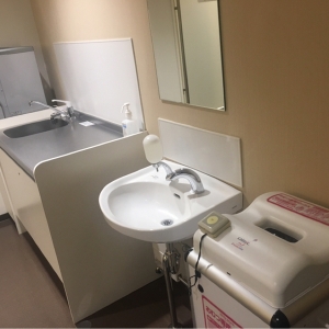 赤レンガテラス(2F)の授乳室・オムツ替え台情報 画像8