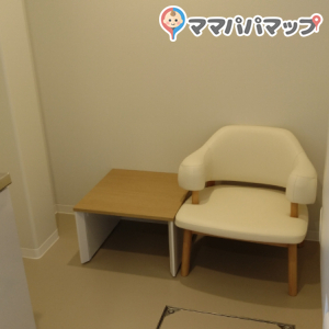 河北町児童動物園(1F)の授乳室・オムツ替え台情報 画像1