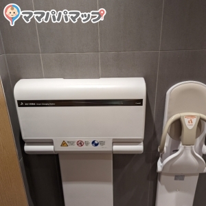 4F女子トイレ内