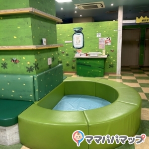 鶴屋百貨店(本館6階 たんぽぽファーム)の授乳室・おむつ替え台の写真(9枚目)