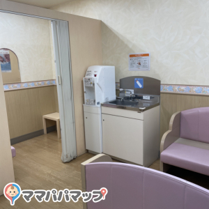 トイザらス  帯広音更店(1F)の授乳室・オムツ替え台情報 画像1