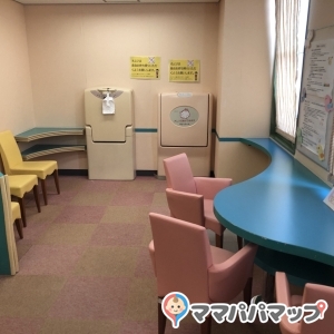 熊本市子ども文化会館(3F)の授乳室・おむつ替え台の写真(2枚目)