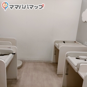 IKEA新三郷(1F)の授乳室・オムツ替え台情報 画像3