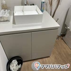 ローブとコーヒー(1F)のオムツ替え台情報 画像2
