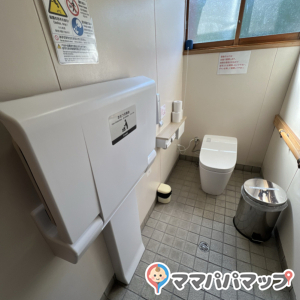 朽木旭屋の授乳室・おむつ替え台の写真(2枚目)