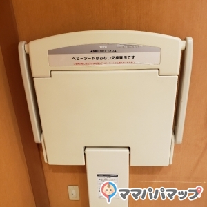 かっぱ寿司 豊科店(1F)のオムツ替え台情報 画像2