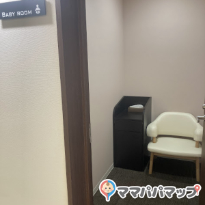 三井ホーム株式会社熊本支店(1F)の授乳室・おむつ替え台の写真(2枚目)