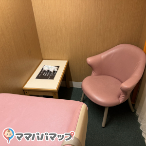 授乳とおむつ替えができる個室が二部屋あります