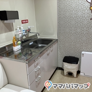 アルク秋月店(1F)の授乳室・オムツ替え台情報 画像3