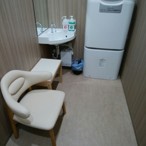 OK並木店(1F)の授乳室・オムツ替え台情報 画像2
