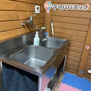 新宿中央公園　赤ちゃん休憩室の授乳室・おむつ替え台の写真(7枚目)