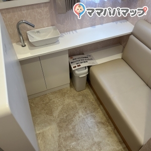メイプルカフェの授乳室・オムツ替え台情報 画像3