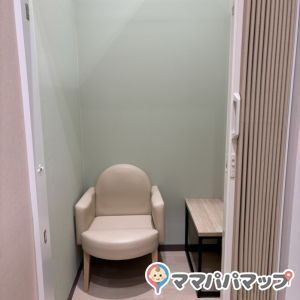 テラスモール湘南 アカチャンホンポ内ベビー休憩室(3F)の授乳室・オムツ替え台情報 画像3