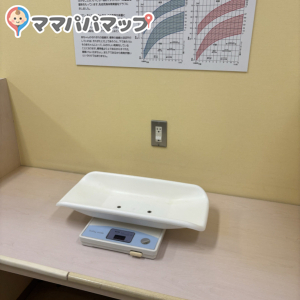 身長測るものは見当たらなかった。