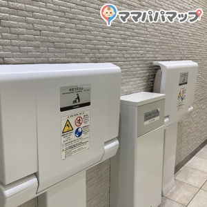 有楽町マルイ(5階女性用トイレ内)の授乳室・オムツ替え台情報 画像1